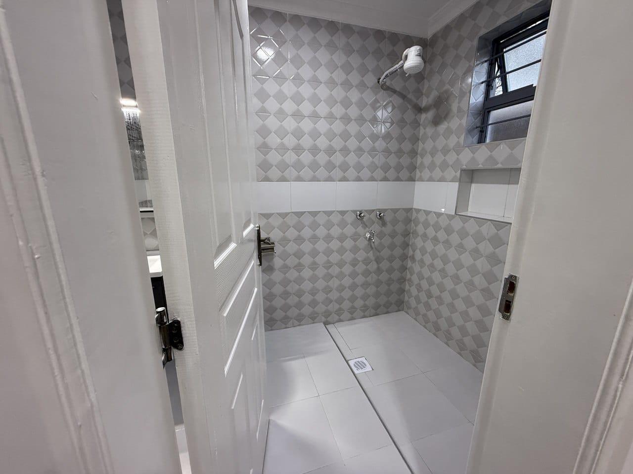 3 Bedroom Flat-roof Bungalow+SQ